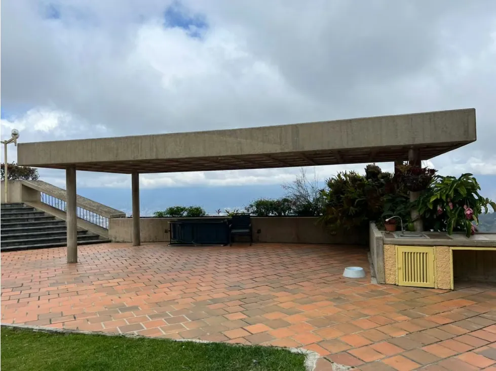 Se vende Casa 1000m² 4h+1s/7b+1s/6p , Oripoto - 2