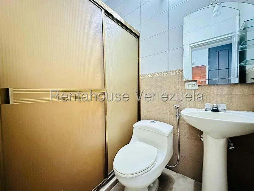 Apartamento (1 Nivel) en Venta en Intercomunal Turmero Maracay, Aragua - 16