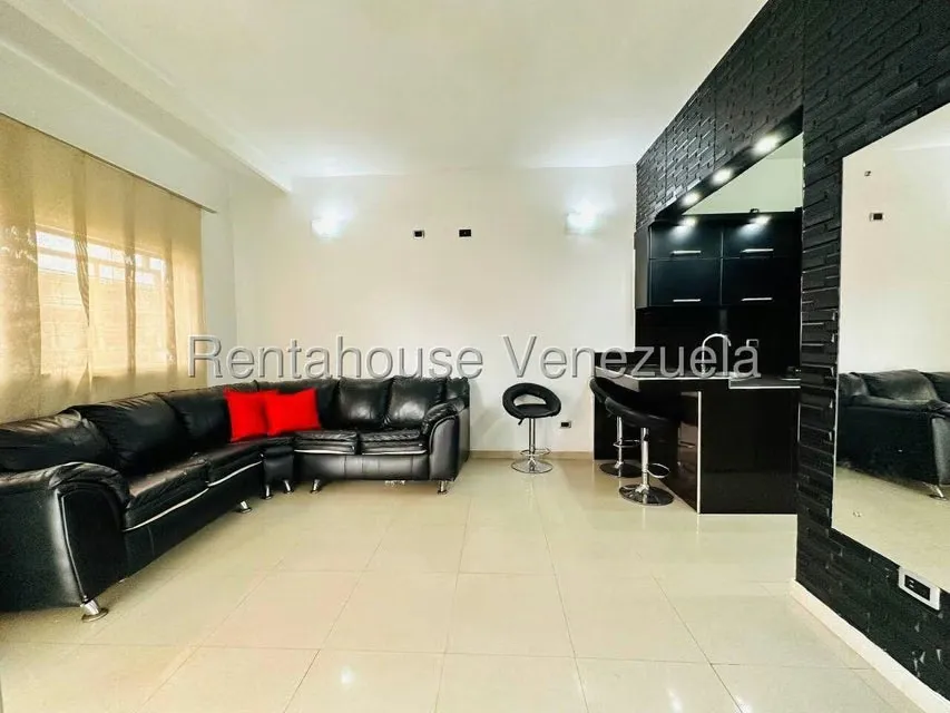 Apartamento (1 Nivel) en Venta en Intercomunal Turmero Maracay, Aragua - 5