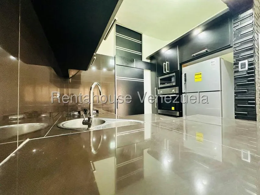 Apartamento (1 Nivel) en Venta en Intercomunal Turmero Maracay, Aragua - 8