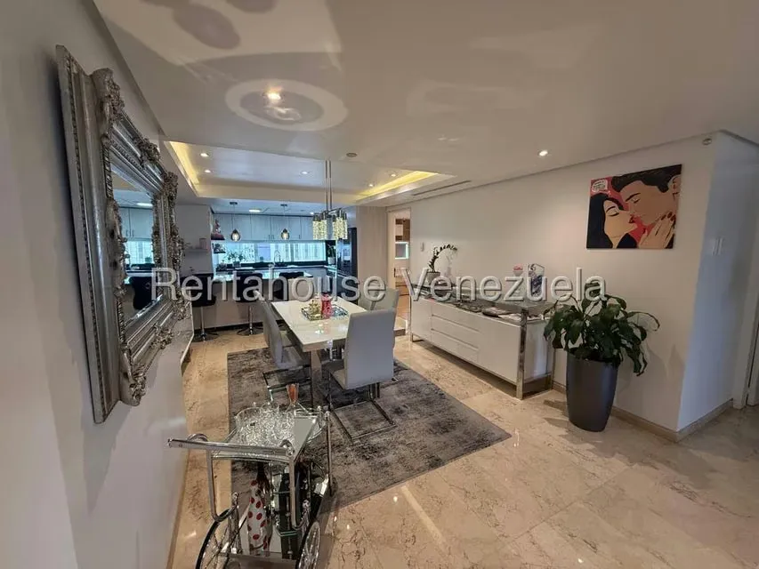 Apartamento (1 Nivel) en Alquiler en Altamira, Distrito Metropolitano - 14