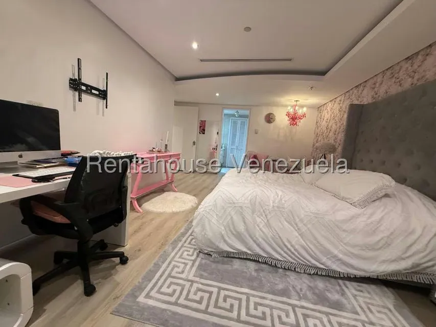 Apartamento (1 Nivel) en Alquiler en Altamira, Distrito Metropolitano - 21