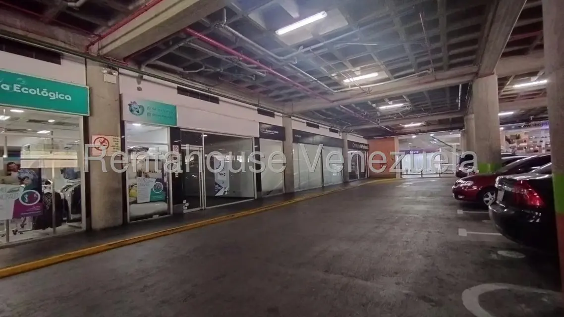 Local Comercial en Alquiler en Colinas de Valle Arriba, Distrito Metropolitano - 14