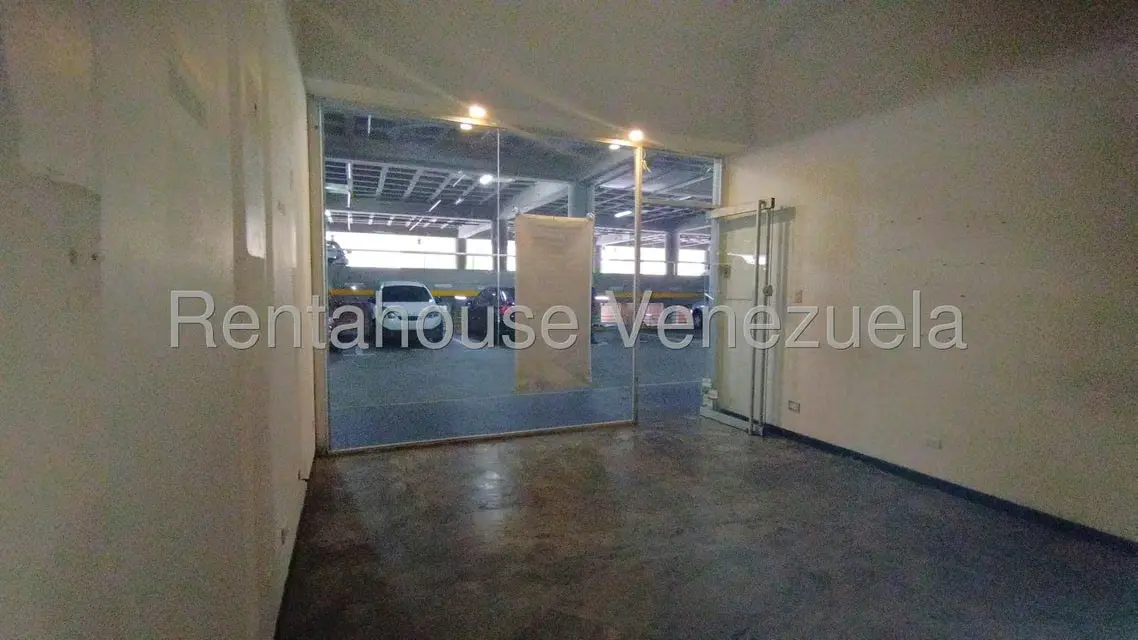 Local Comercial en Alquiler en Colinas de Valle Arriba, Distrito Metropolitano - 6