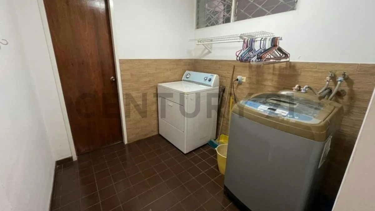 Quinta bifamiliar de lujo con piscina y 1.200 m² en Alto Prado - 25