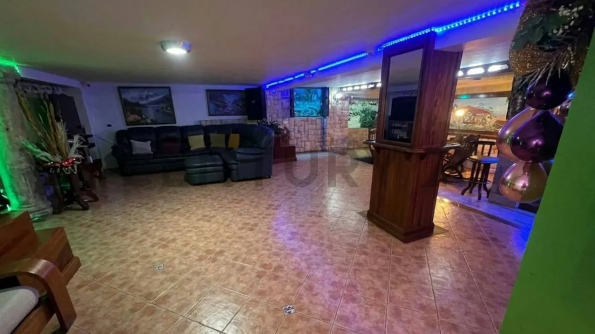 Quinta bifamiliar de lujo con piscina y 1.200 m² en Alto Prado - 32