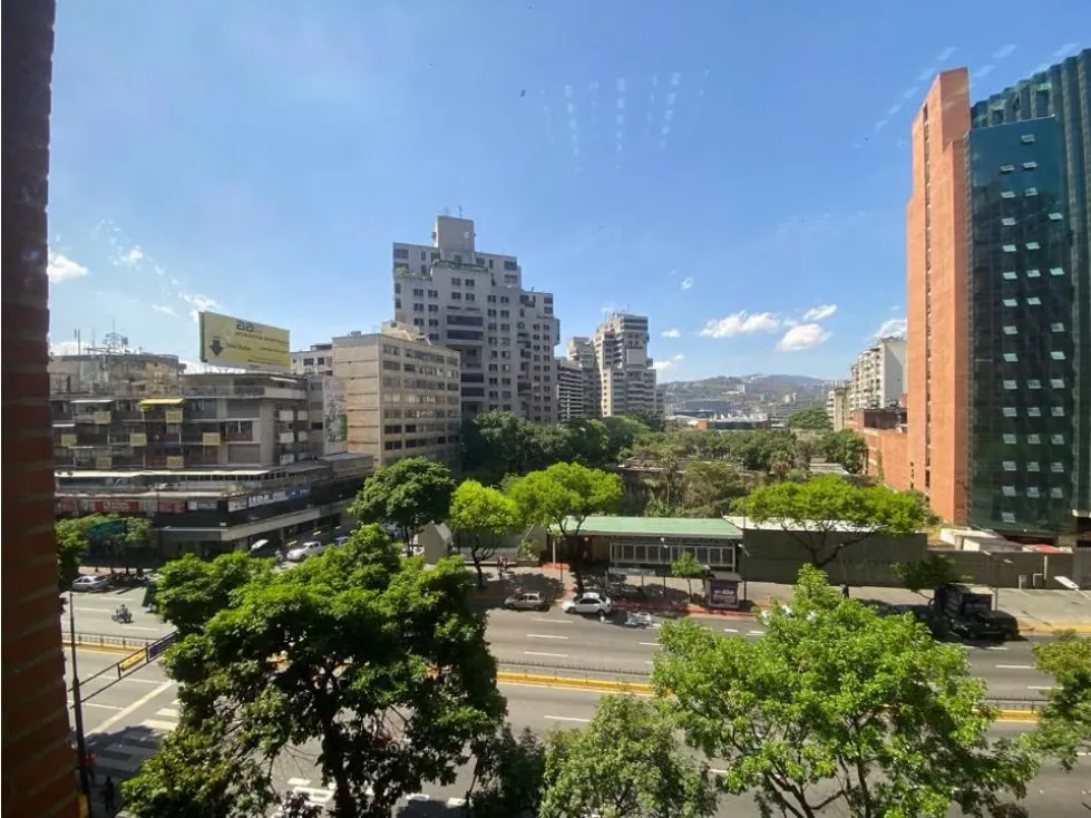 Vendo oficina 148m2 Torre Provincial Chacao 6537 - 35