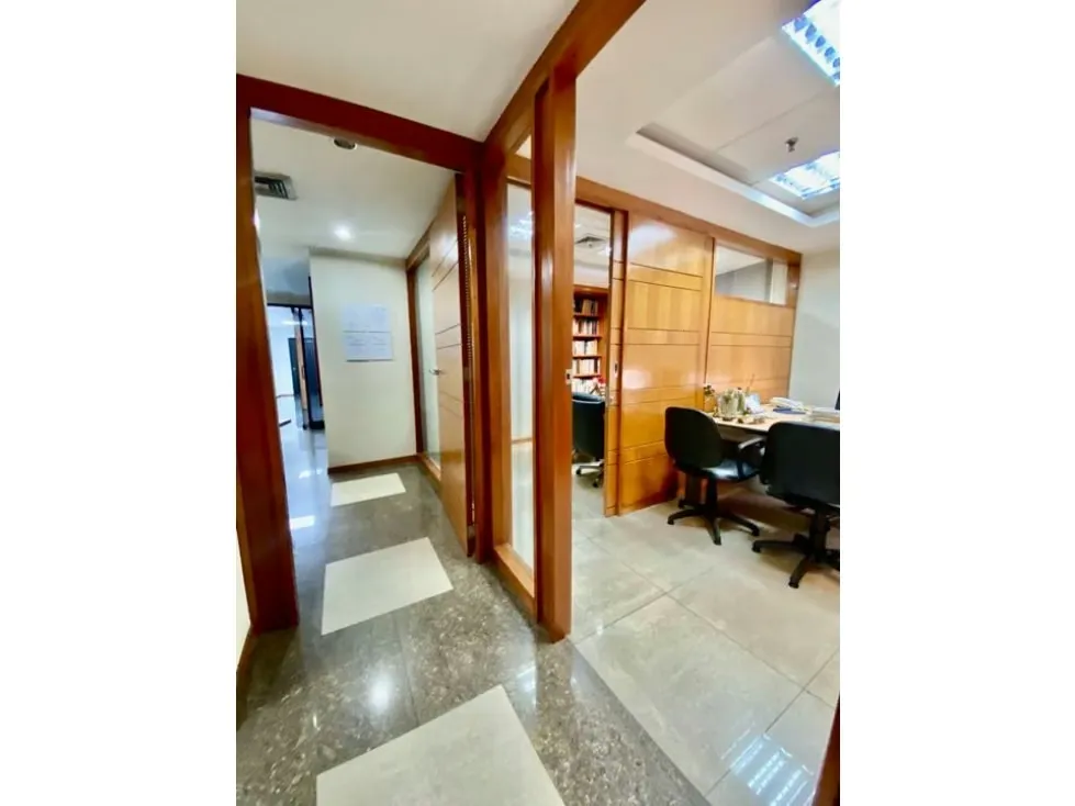 Vendo oficina 148m2 Torre Provincial Chacao 6537 - 10