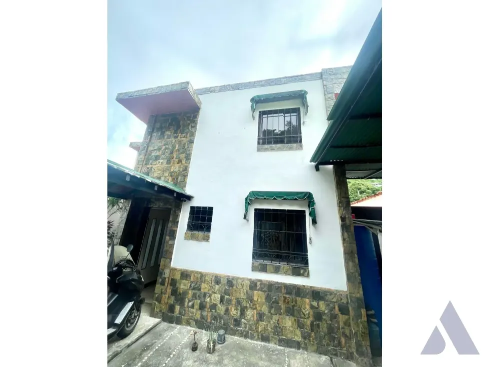 Vendo casa 320m2 Santa Rosa de Lima 9983