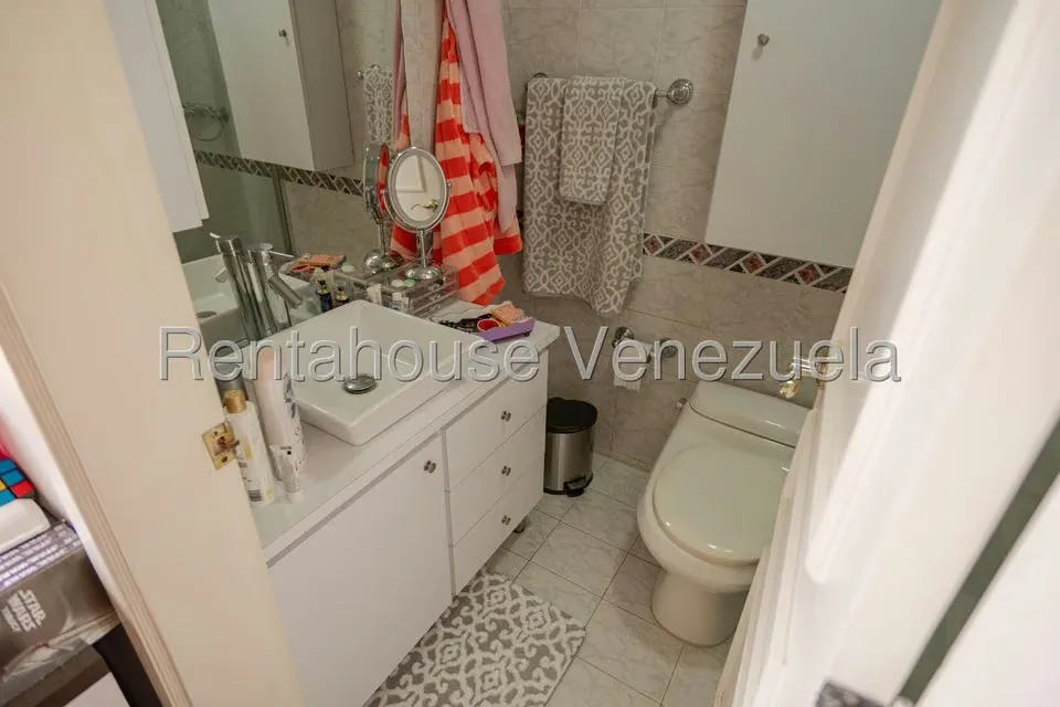 Apartamento (Multiples Niveles) en Venta en Colinas de Valle Arriba, Distrito Metropolitano - 24