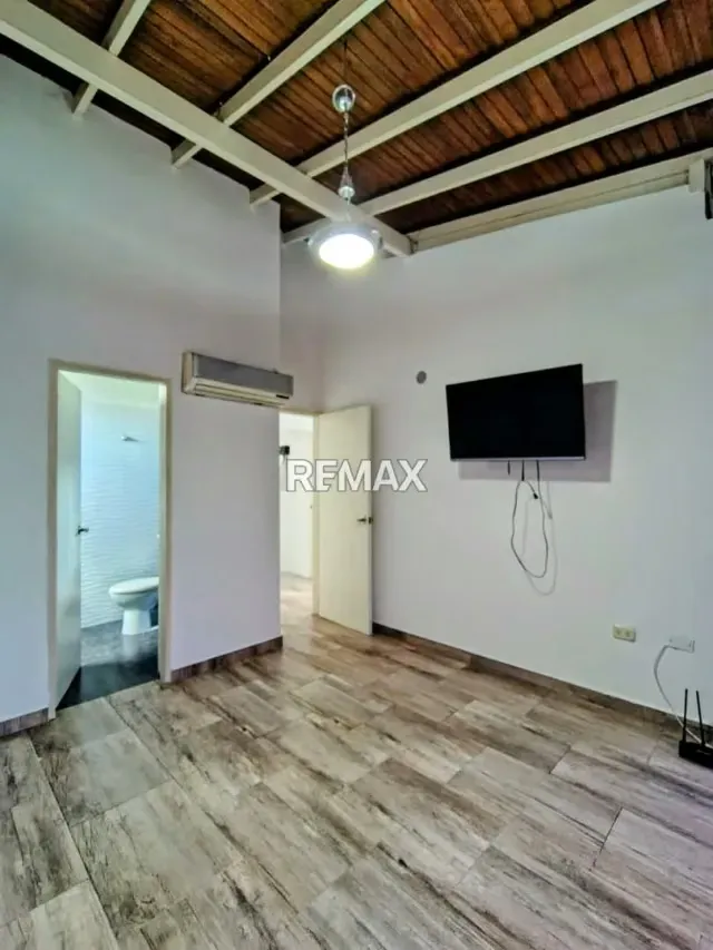 Penthouse Semi Amoblado en Conjunto Residencial Alcazar - 2