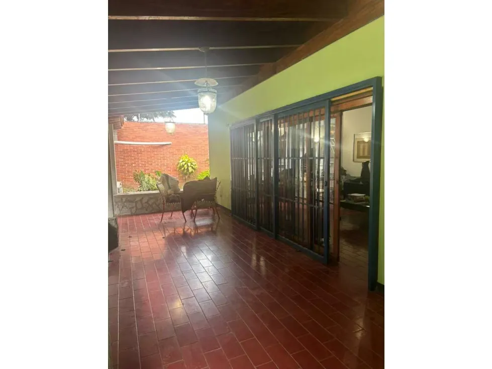 Se vende casa 650m2 Prados del Este 9780 - 9