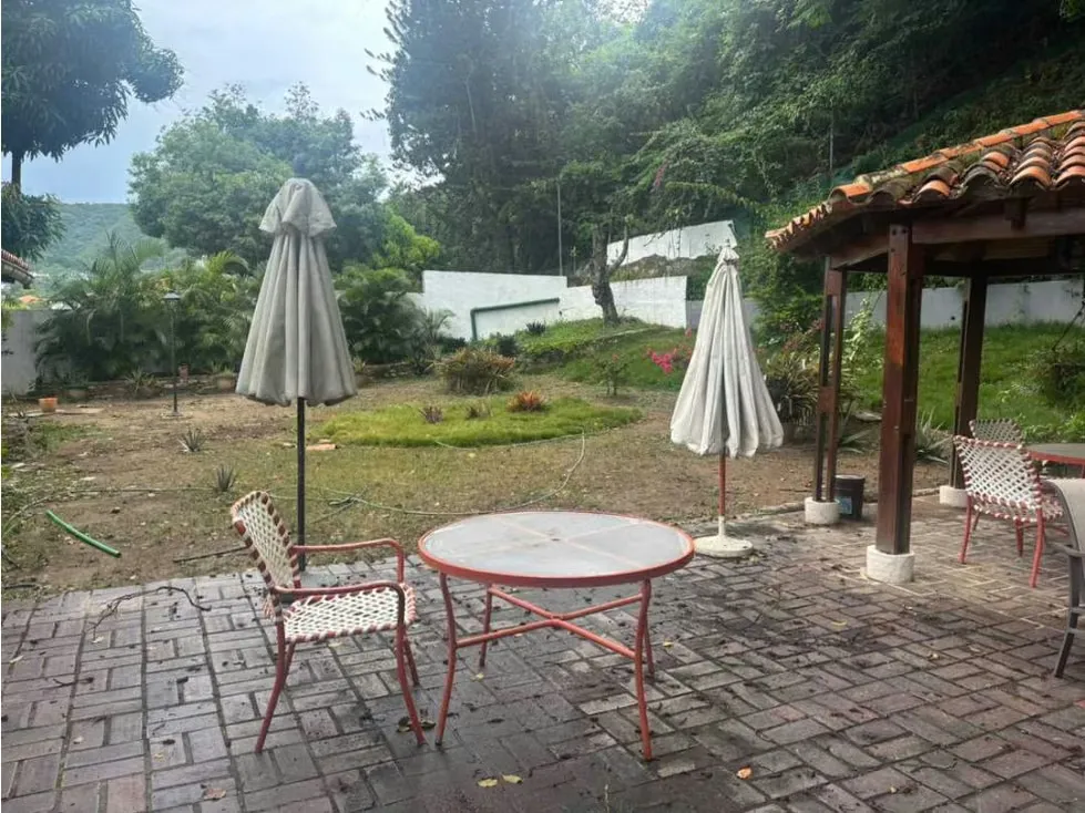 Se vende casa 650m2 Prados del Este 9780 - 10