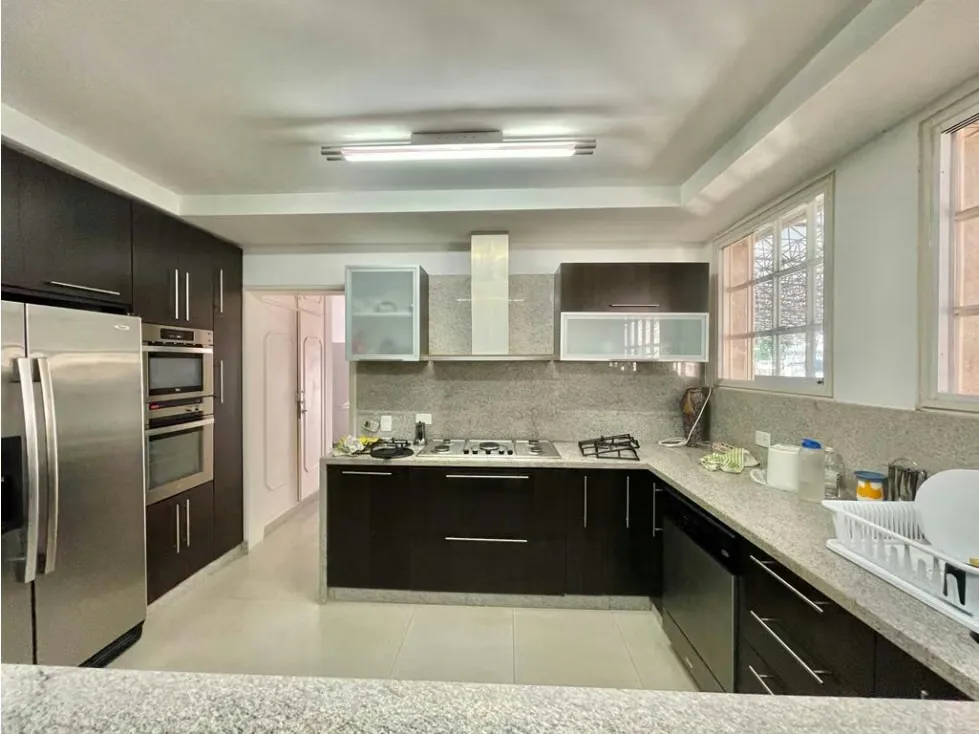 Se vende Casa/ terreno 1700m² 4h/5b/10p , Altamira - 4