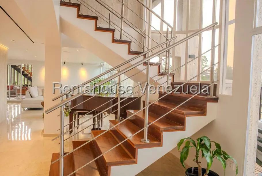 Apartamento (Penthouse) en Venta en Los Naranjos del Cafetal, Distrito Metropolitano - 13