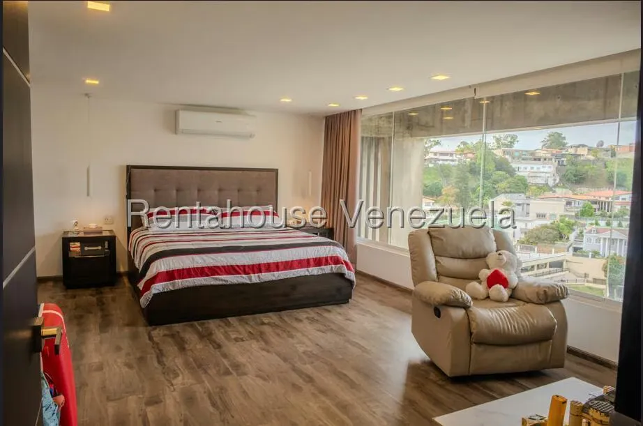 Apartamento (Penthouse) en Venta en Los Naranjos del Cafetal, Distrito Metropolitano - 14