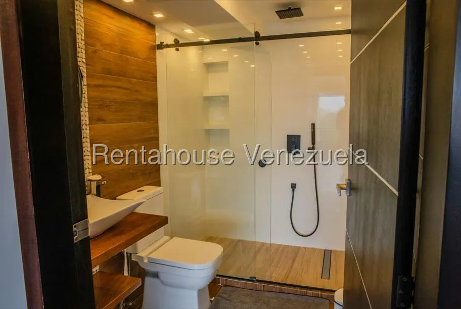 Apartamento (Penthouse) en Venta en Los Naranjos del Cafetal, Distrito Metropolitano - 18