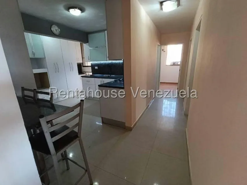 Apartamento (1 Nivel) en Alquiler en Colinas de Bello Monte, Distrito Metropolitano - 5