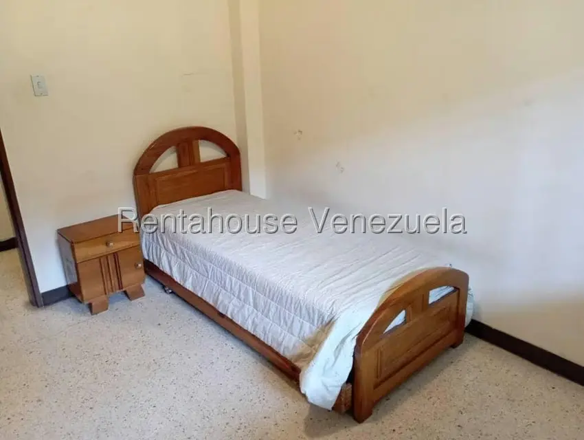 Casa (1 Nivel) en Venta en Avenida 5, Merida - 25