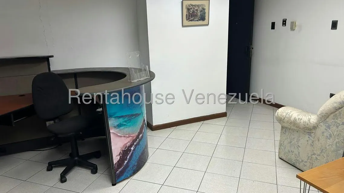 Oficina en Alquiler en El Rosal, Distrito Metropolitano - 8