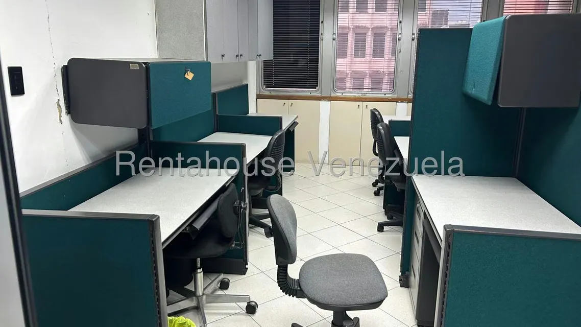 Oficina en Alquiler en El Rosal, Distrito Metropolitano - 10