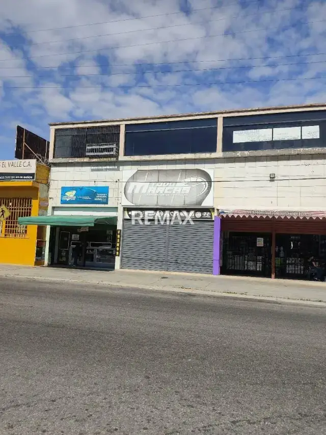 Local comercial en venta en la Av Lisandro Alvarado