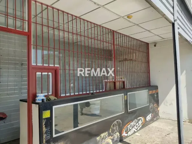 Local comercial en venta en la Av Lisandro Alvarado - 4