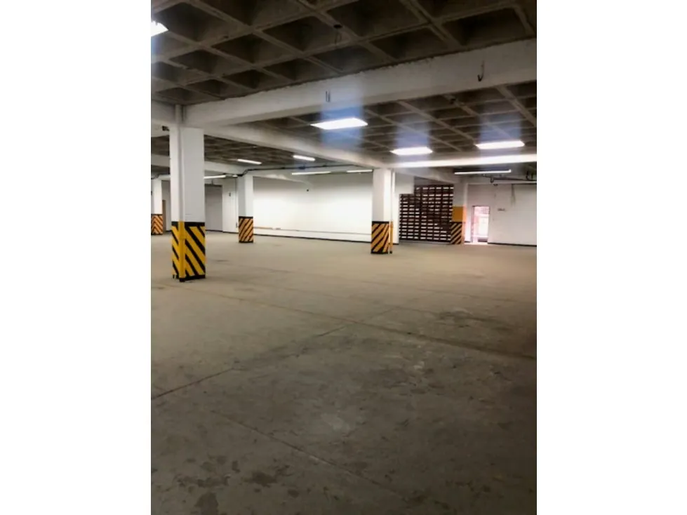 Se Vende EDF INDUSTRIAL 3.820m²-4Niveles-20B-Asc.Carga-La Urbina 1237 - 18