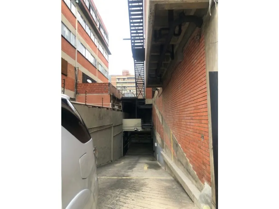 Se Vende EDF INDUSTRIAL 3.820m²-4Niveles-20B-Asc.Carga-La Urbina 1237 - 5