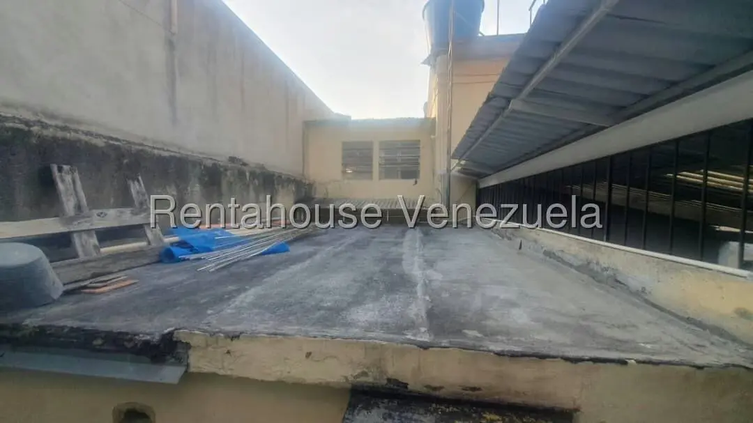 Casa (Multipes Niveles) en Venta en El Paraiso, Distrito Metropolitano - 34