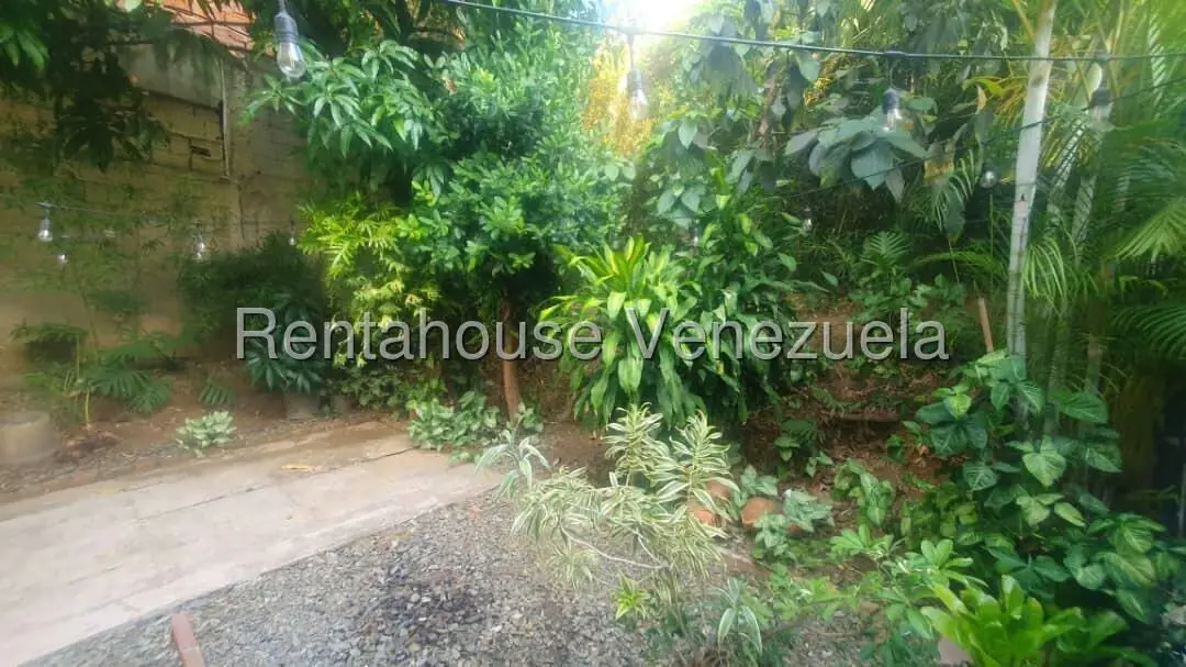 Casa (Multipes Niveles) en Venta en El Paraiso, Distrito Metropolitano - 40