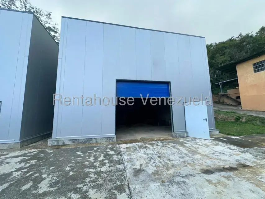 Galpon - Deposito en Venta en La Union, Distrito Metropolitano - 3
