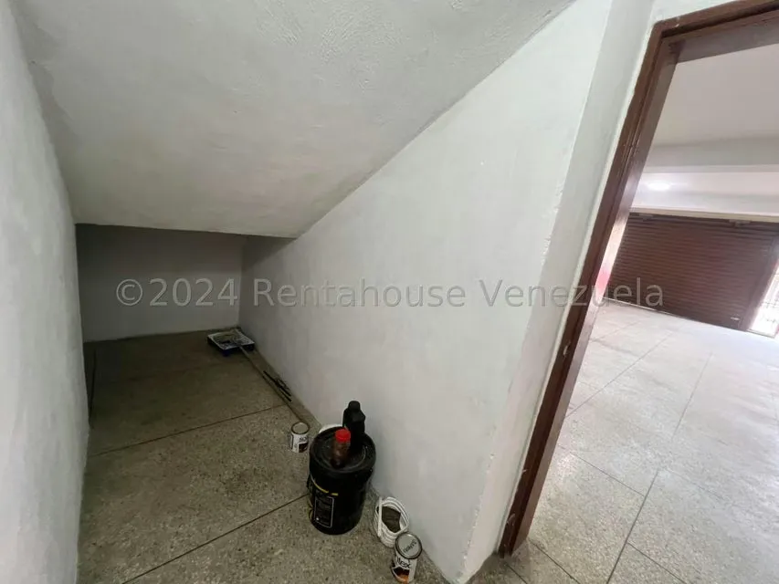 Comercial (Local Comercial) en Venta en Centro, Aragua - 11