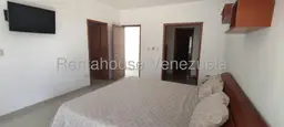View 32