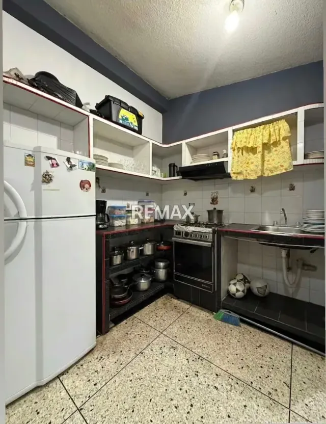 En Venta Apartamento en Los Teques B-39 - 3