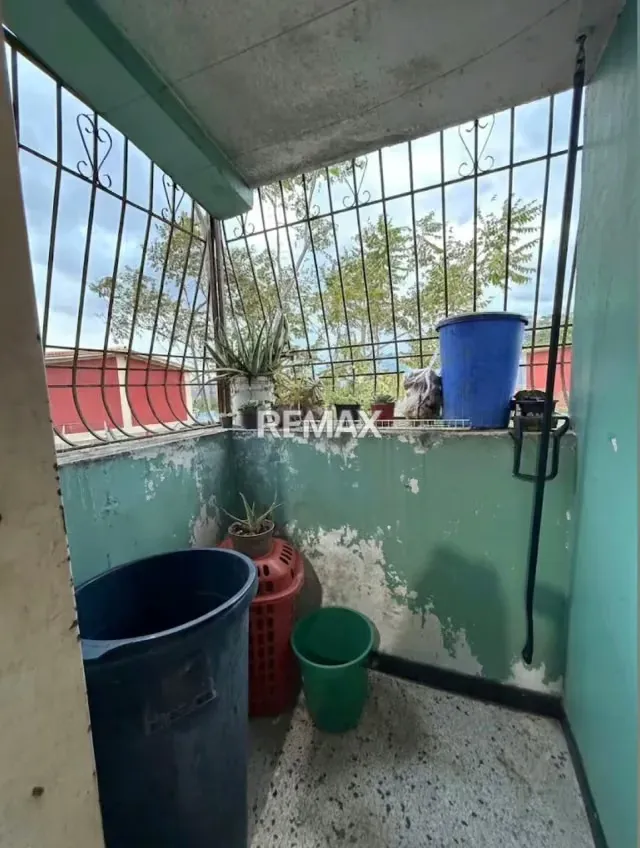 En Venta Apartamento en Los Teques B-39 - 5