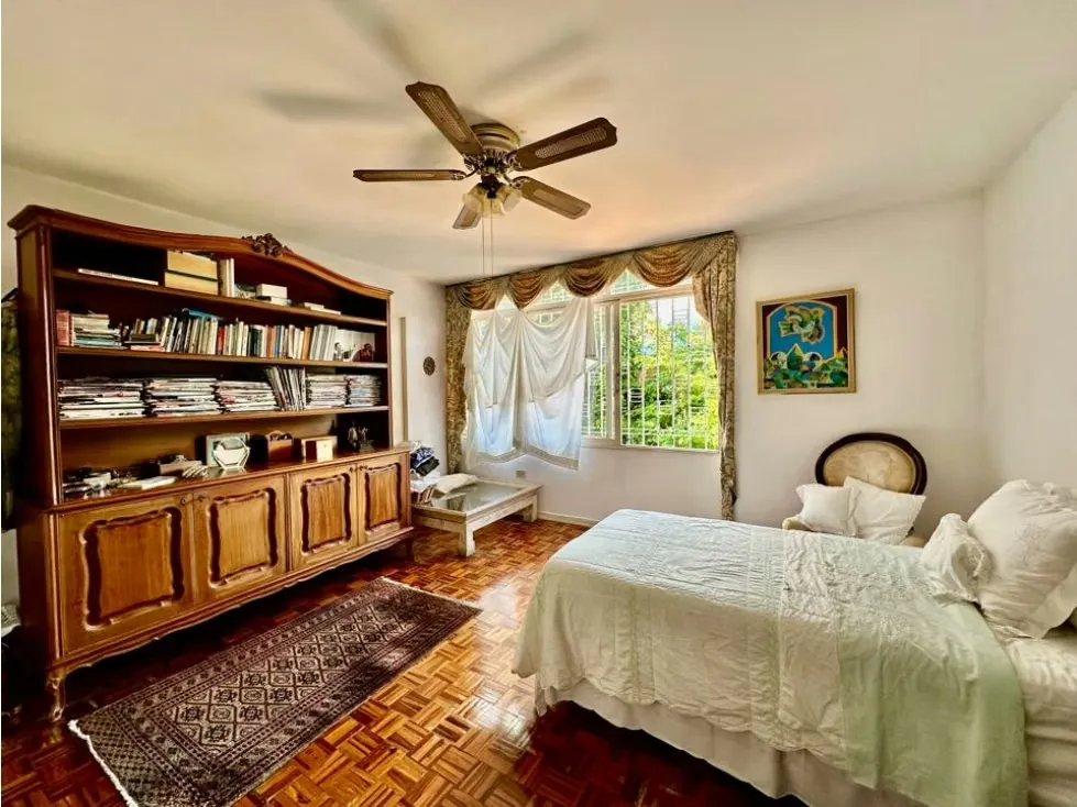 Se vende casa 685m2 6h/6b/6p San Román - 4