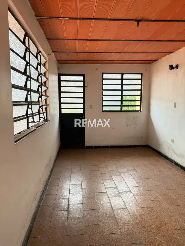 Casa con anexo de una planta en venta trigal sur calle cerrada para remodelar - 18