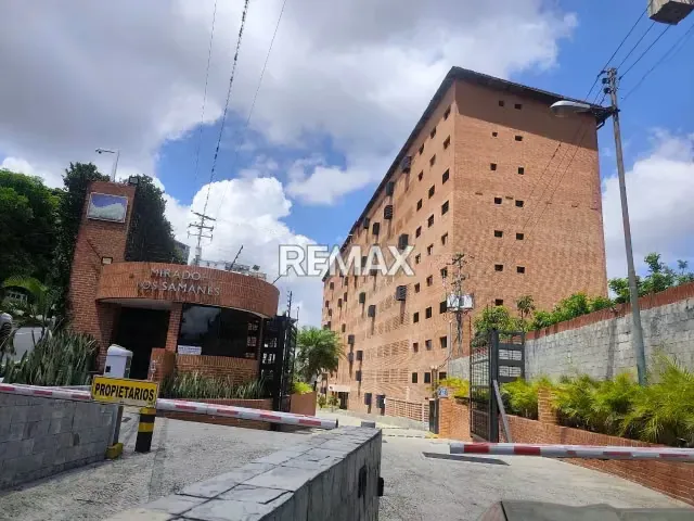 Se vende Apto Urb Los Samanes : - 15