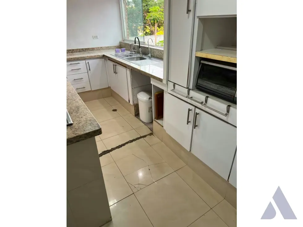 Se vende casa 850m2 Prados del Este 9859 - 16