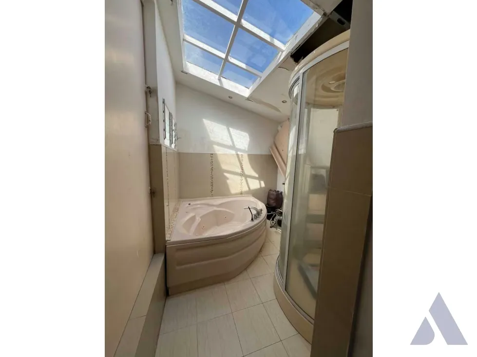 Se vende casa 850m2 Prados del Este 9859 - 19
