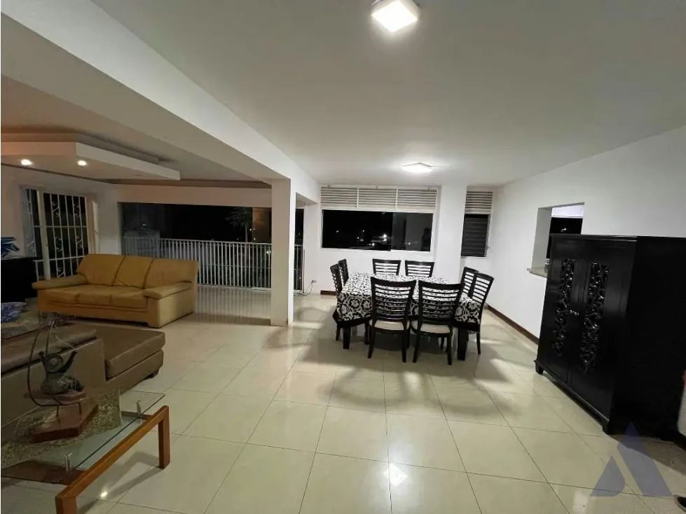 Se vende casa 850m2 Prados del Este 9859 - 3