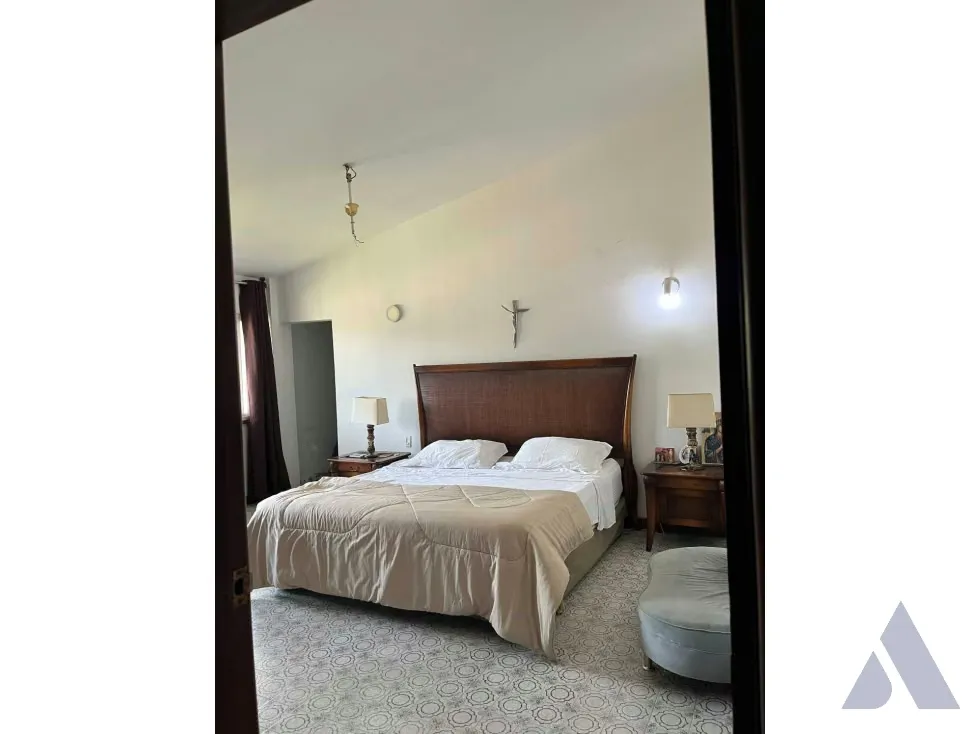Se vende casa 850m2 Prados del Este 9859 - 23