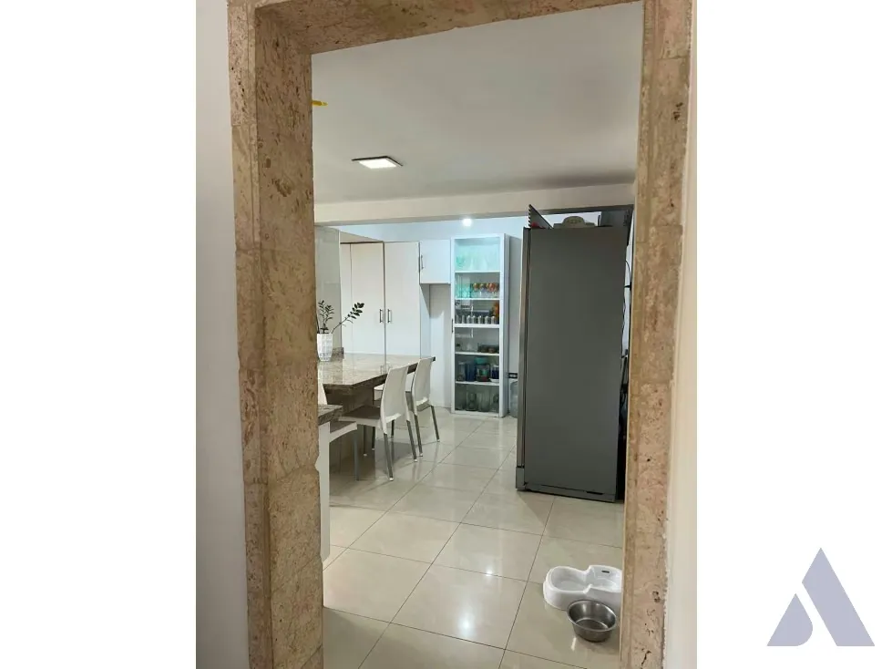 Se vende casa 850m2 Prados del Este 9859 - 25