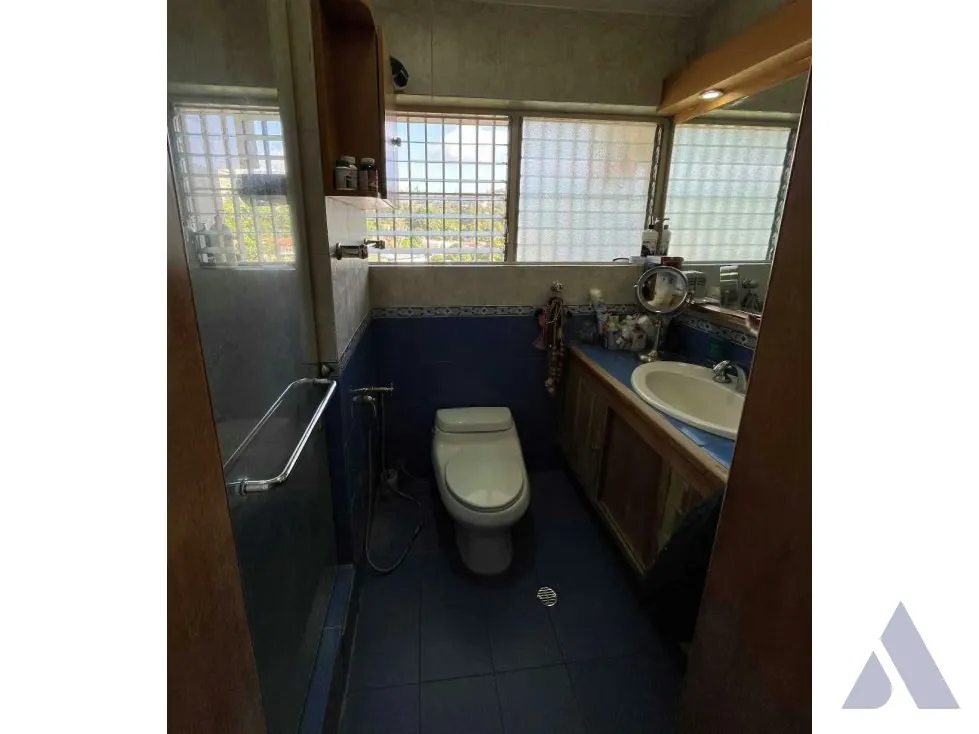 Se vende casa 850m2 Prados del Este 9859 - 27