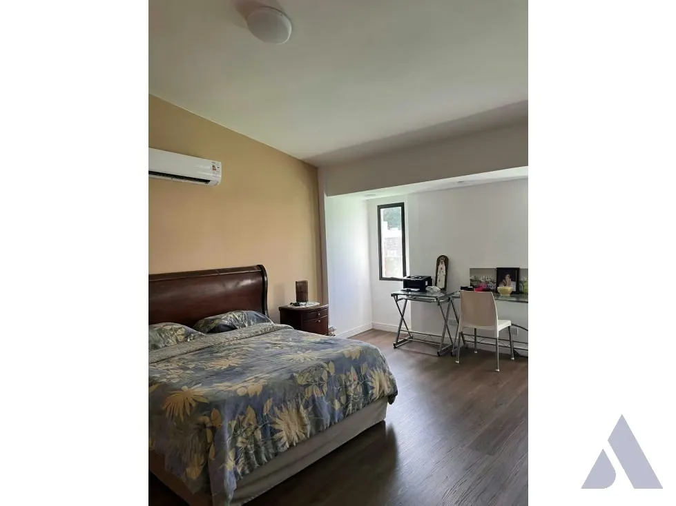 Se vende casa 850m2 Prados del Este 9859 - 8