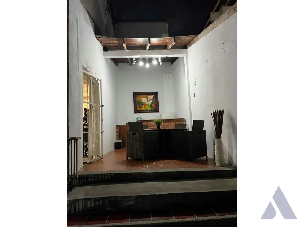 Se vende casa 850m2 Prados del Este 9859 - 10