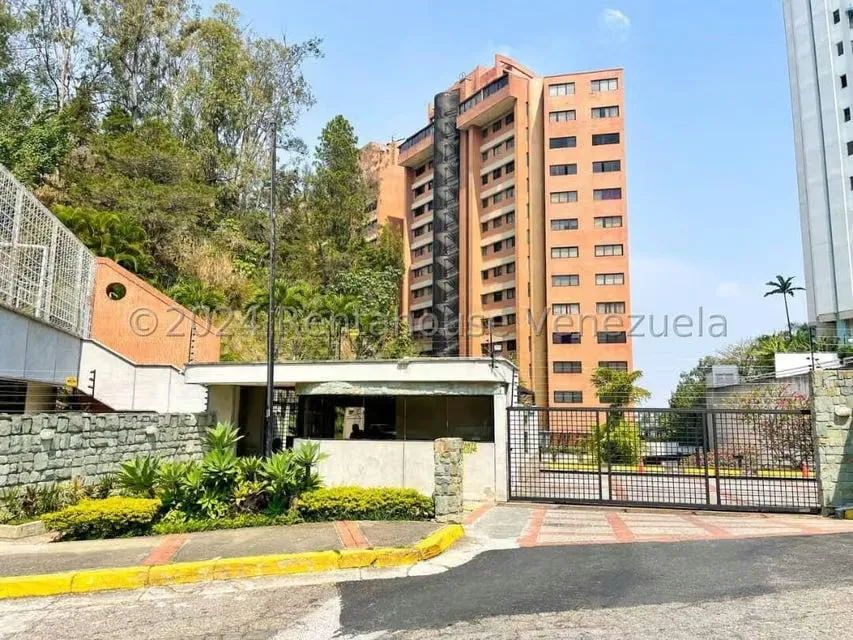 Apartamento (1 Nivel) en Venta en Los Naranjos del Cafetal, Distrito Metropolitano - 2