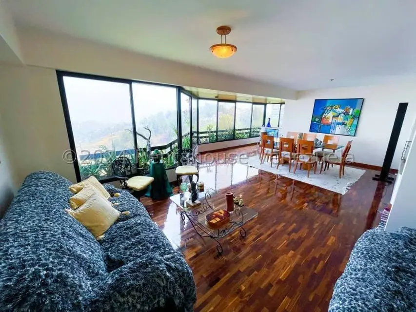 Apartamento (1 Nivel) en Venta en Los Naranjos del Cafetal, Distrito Metropolitano - 11