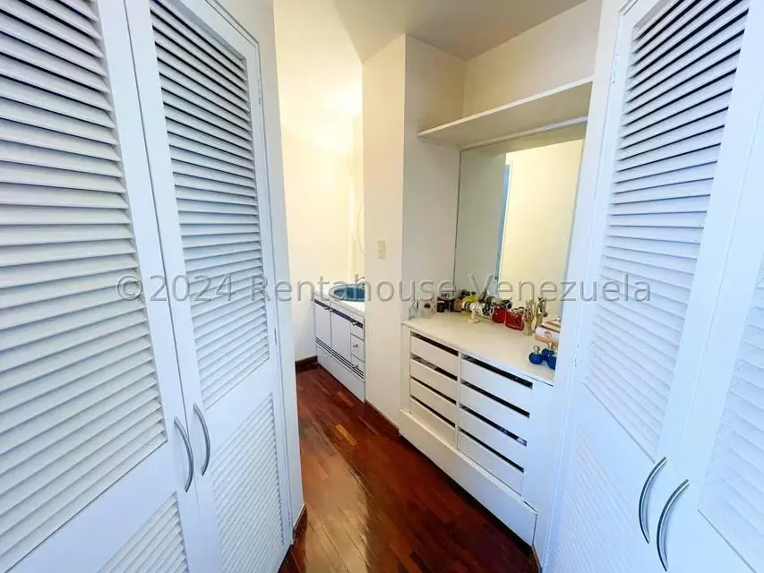 Apartamento (1 Nivel) en Venta en Los Naranjos del Cafetal, Distrito Metropolitano - 28